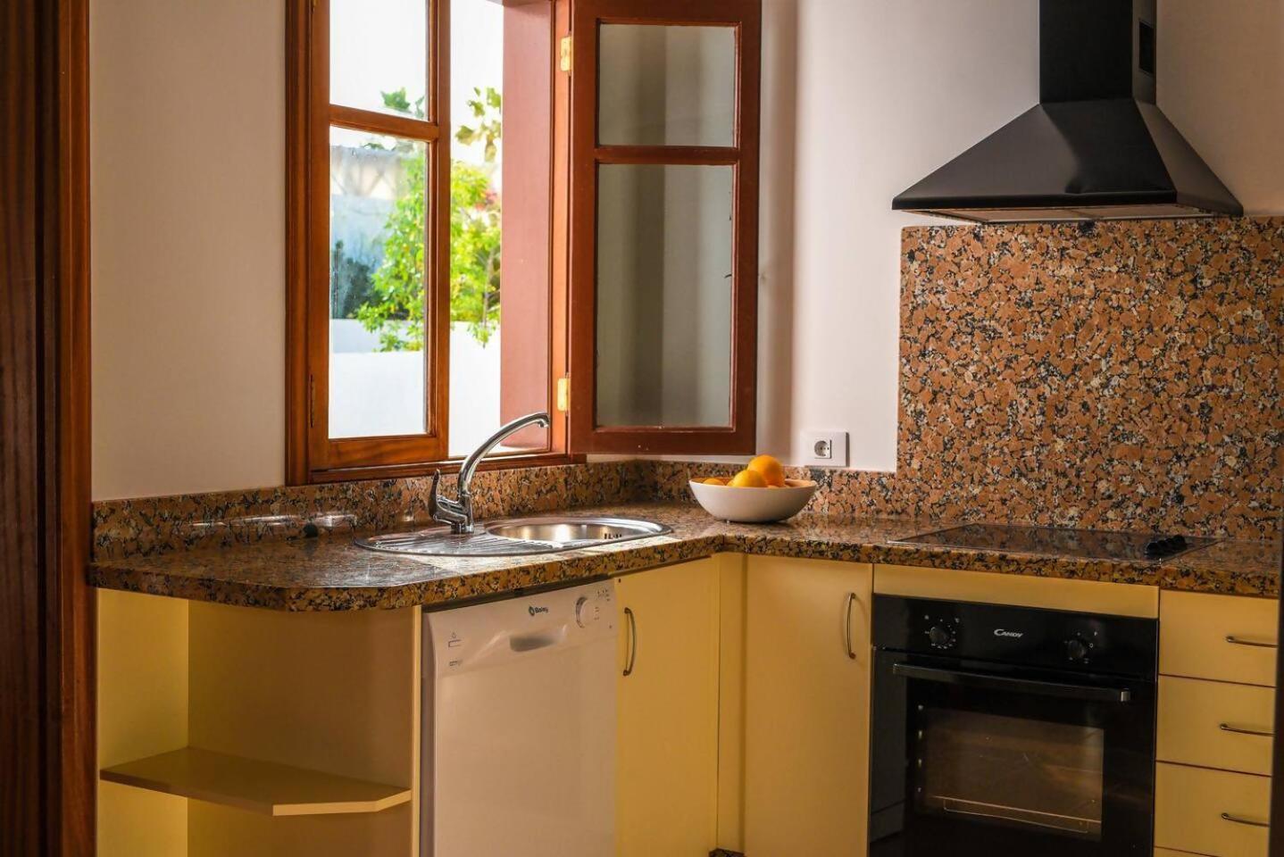 Agradable Y Familiar Con Piscina Casa Inima Villa Playa Blanca  Kültér fotó